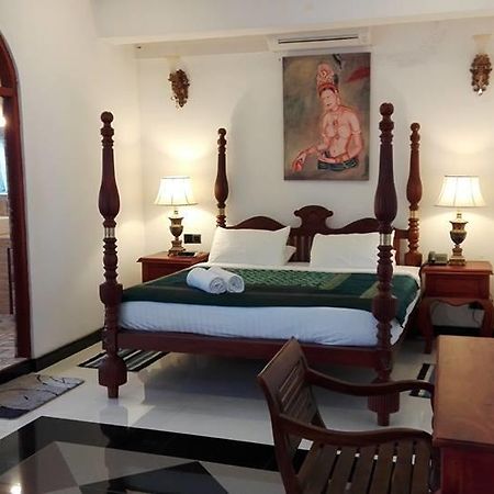 Hotel Richmond House Colombo à Nugegoda Extérieur photo