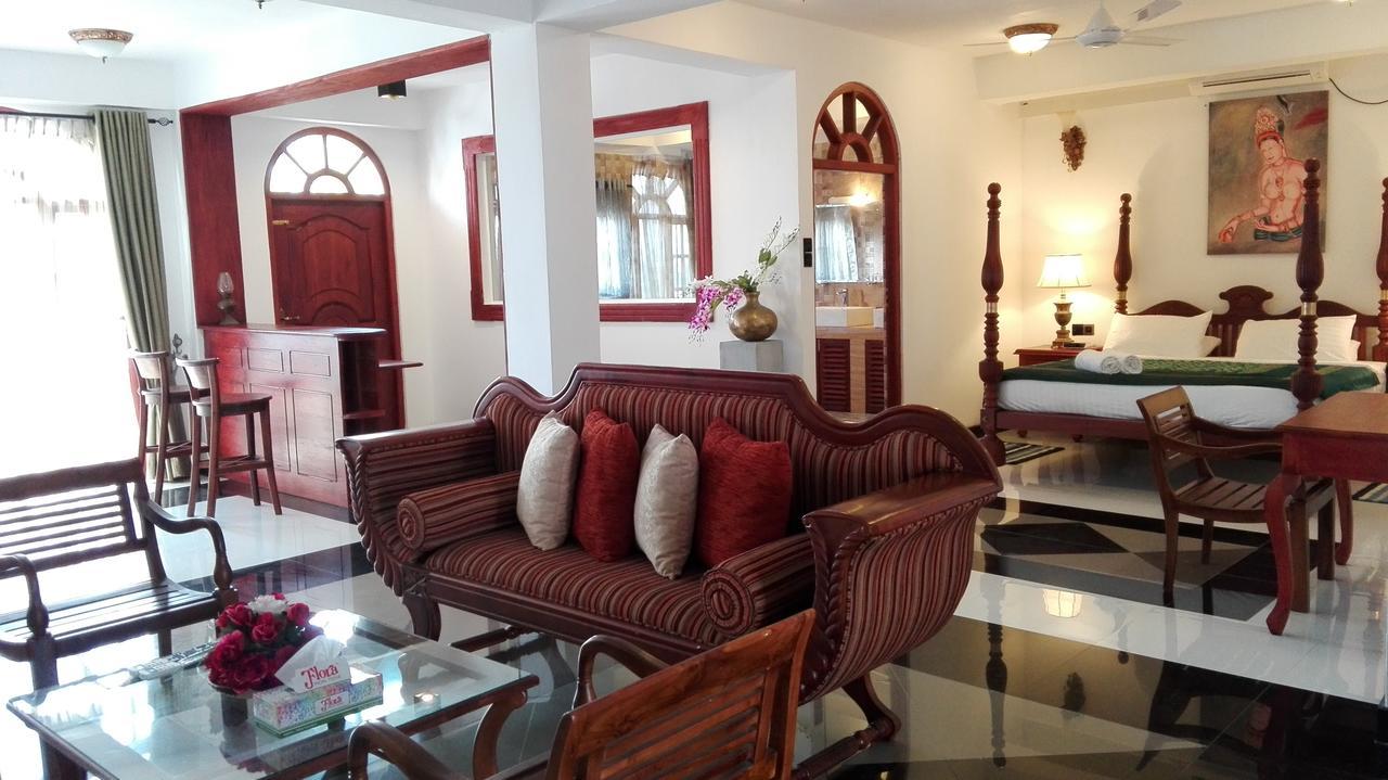 Hotel Richmond House Colombo à Nugegoda Extérieur photo