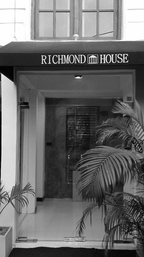 Hotel Richmond House Colombo à Nugegoda Extérieur photo